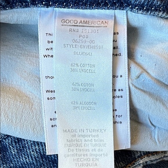 Good American Good Vintage Jagged Hem Jeans - Picture 14 of 16